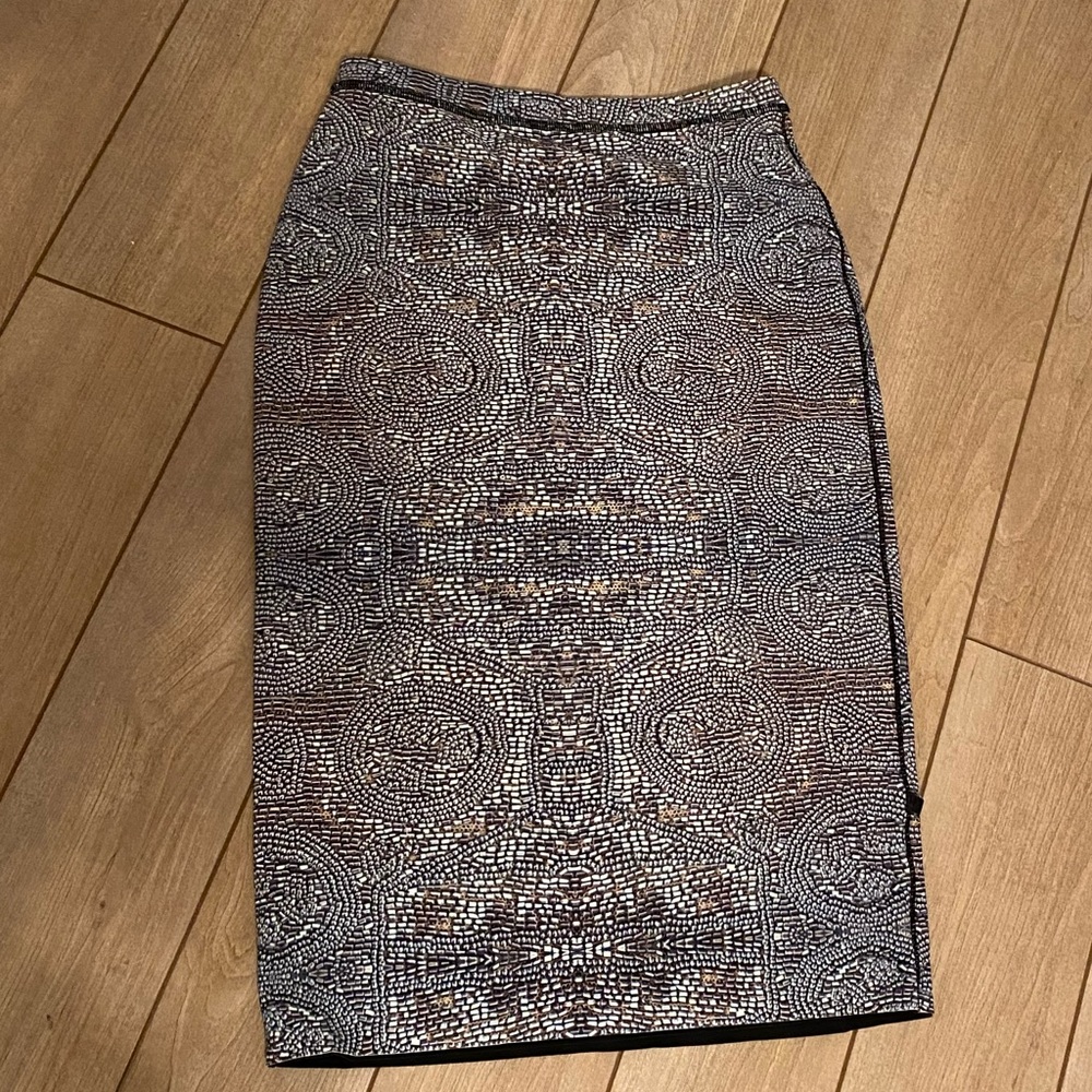 Lululemon sz4 reversible skirt
